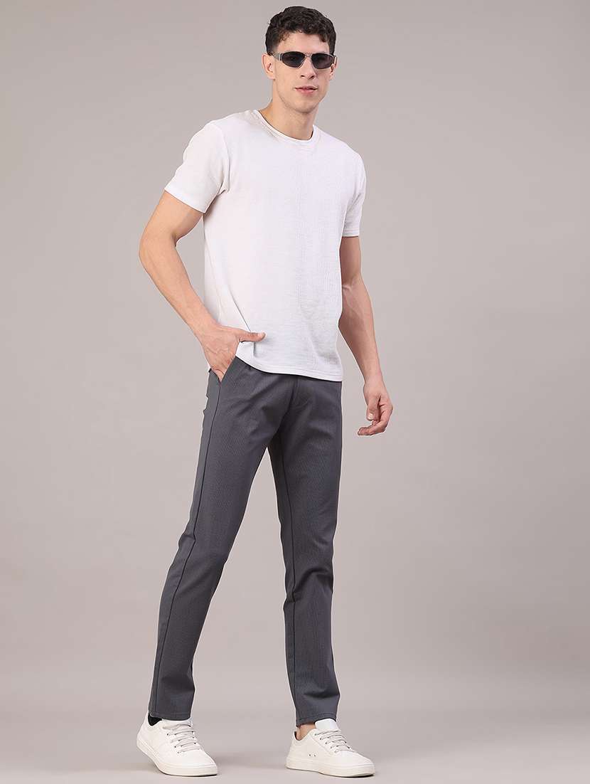 men solid mid rise slim fit chinos  - 22158510 -  Standard Image - 5