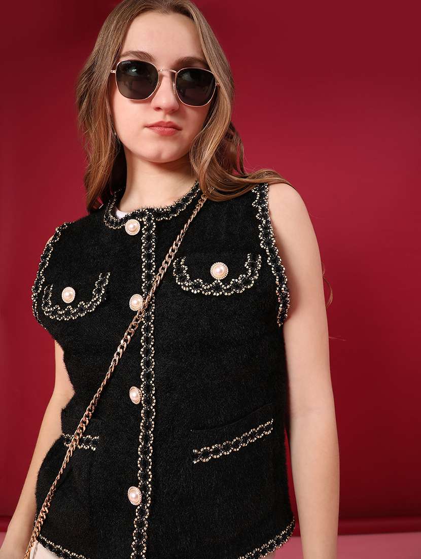 women self design sleeveless cardigan