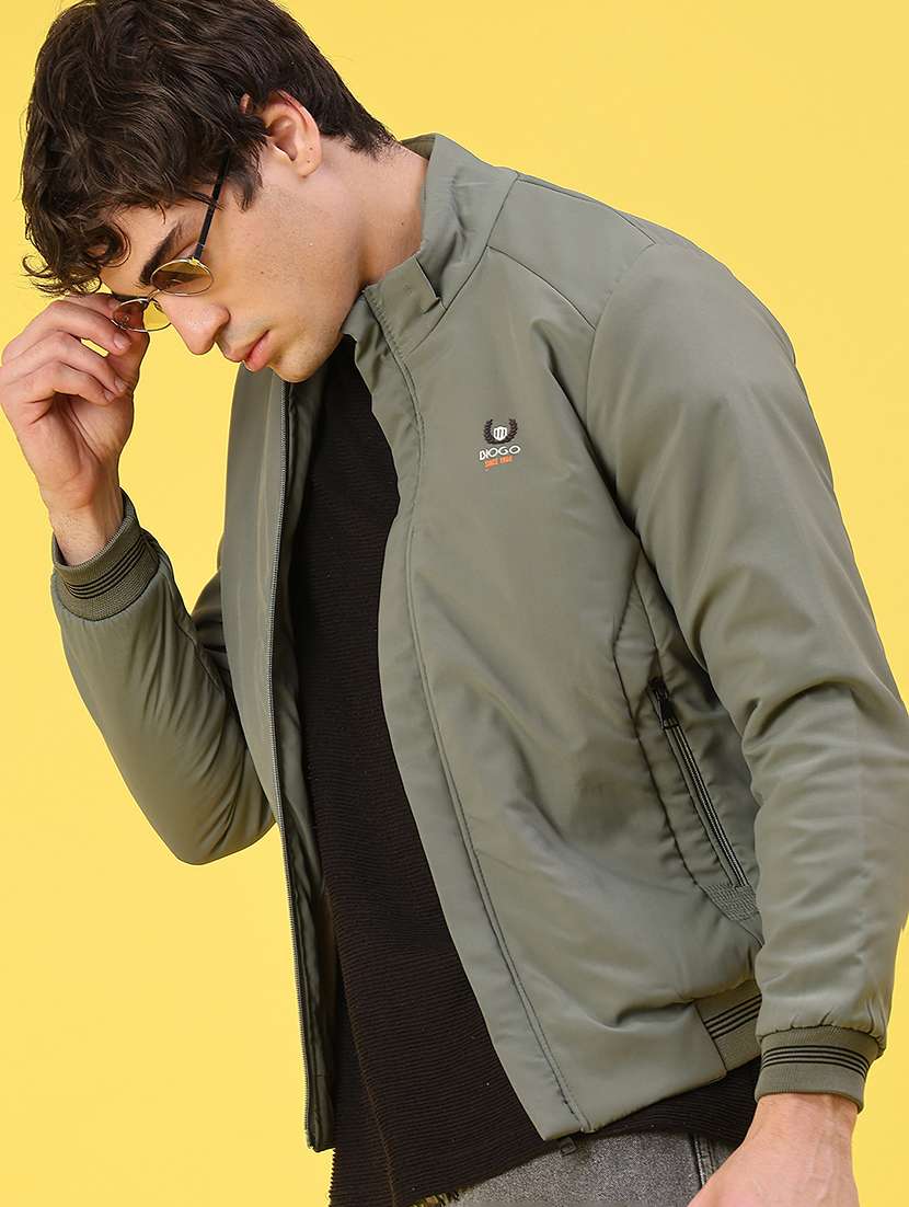 men solid long sleeve puffer jacket