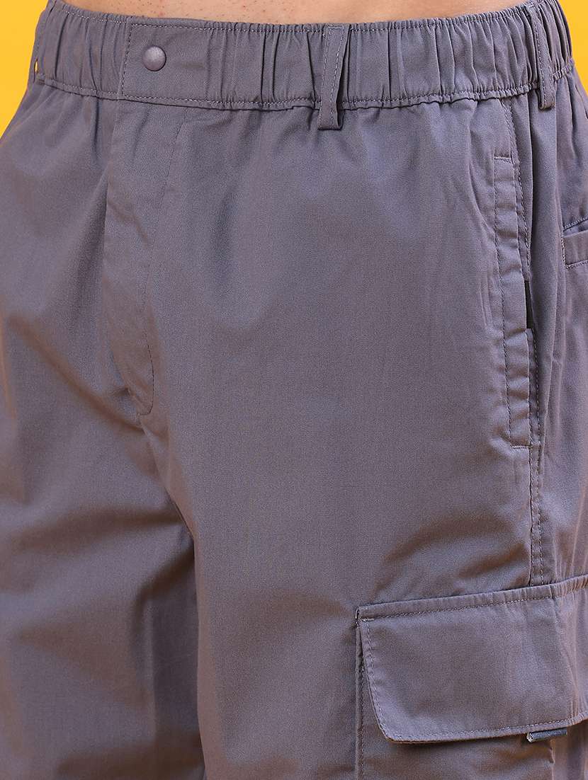 men solid mid rise regular fit cargo - 22159180 -  Standard Image - 5