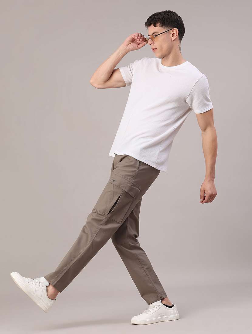 men solid mid rise regular fit cargo - 22159505 -  Standard Image - 5