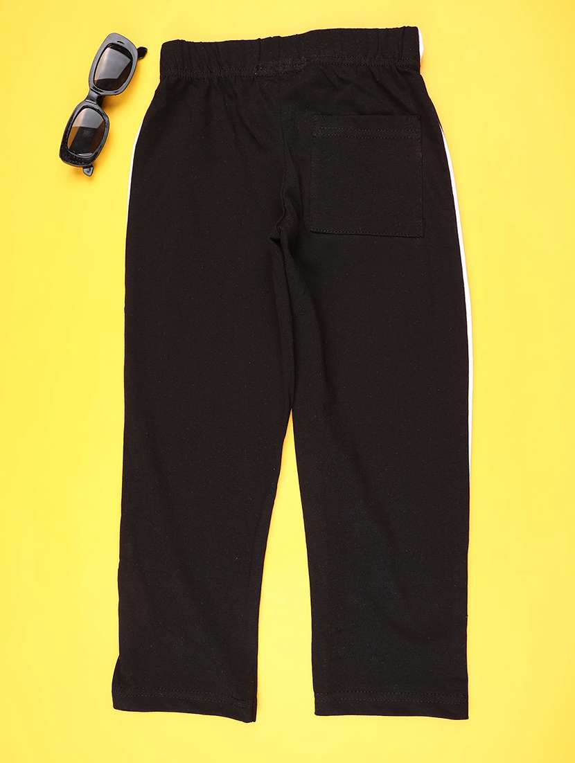 boys solid mid rise track pant