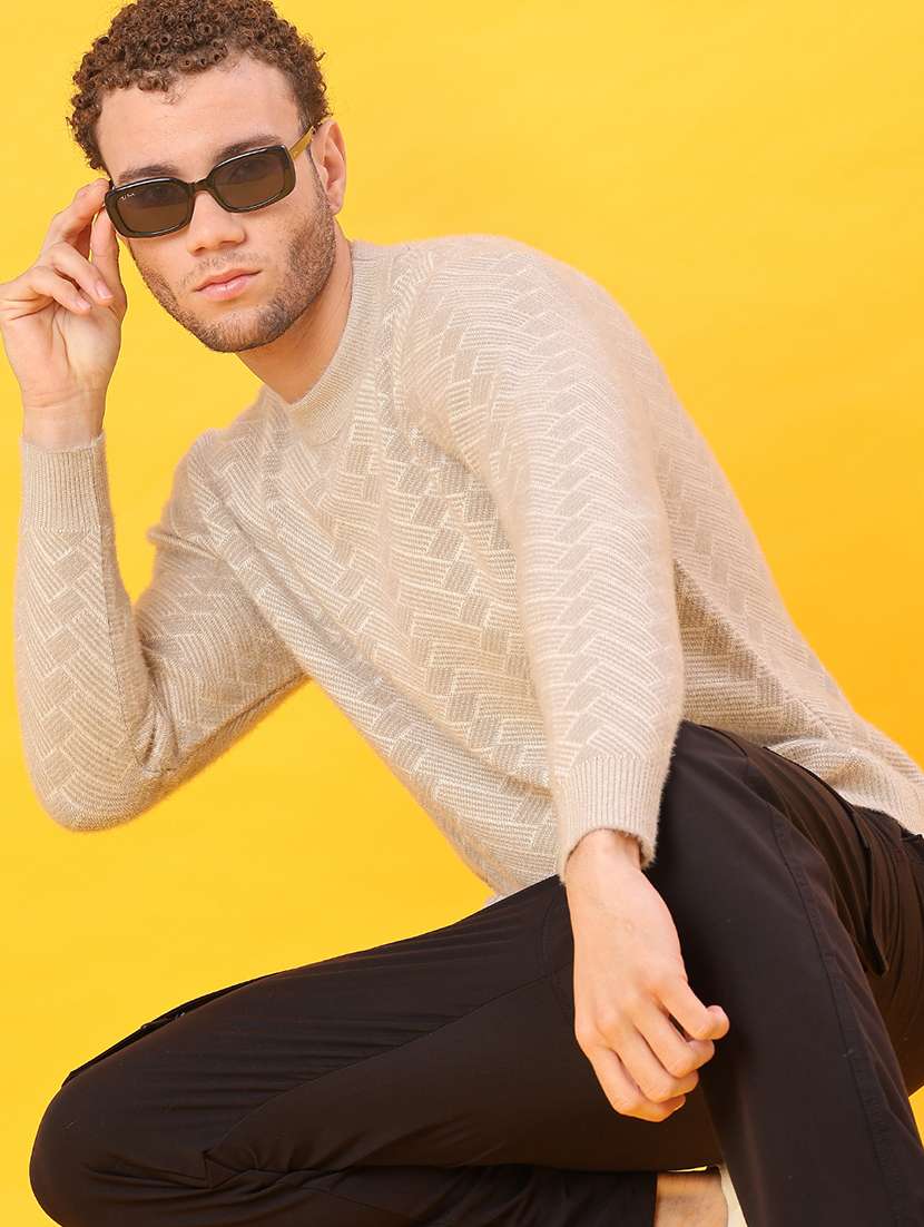 men self design long sleeve regular fit pullover 