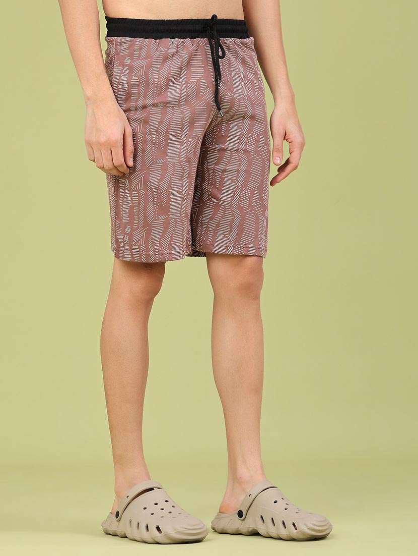 men printed mid rise regular fit bermuda shorts