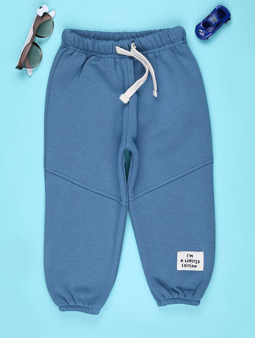 boys solid mid rise winterwear jogger