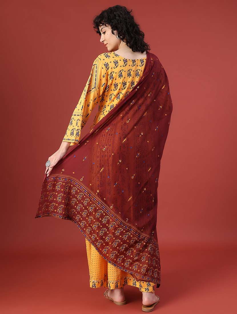 women printed three quarter sleeve kurta pant with dupatta set - 22160849 -  Standard Image - 3