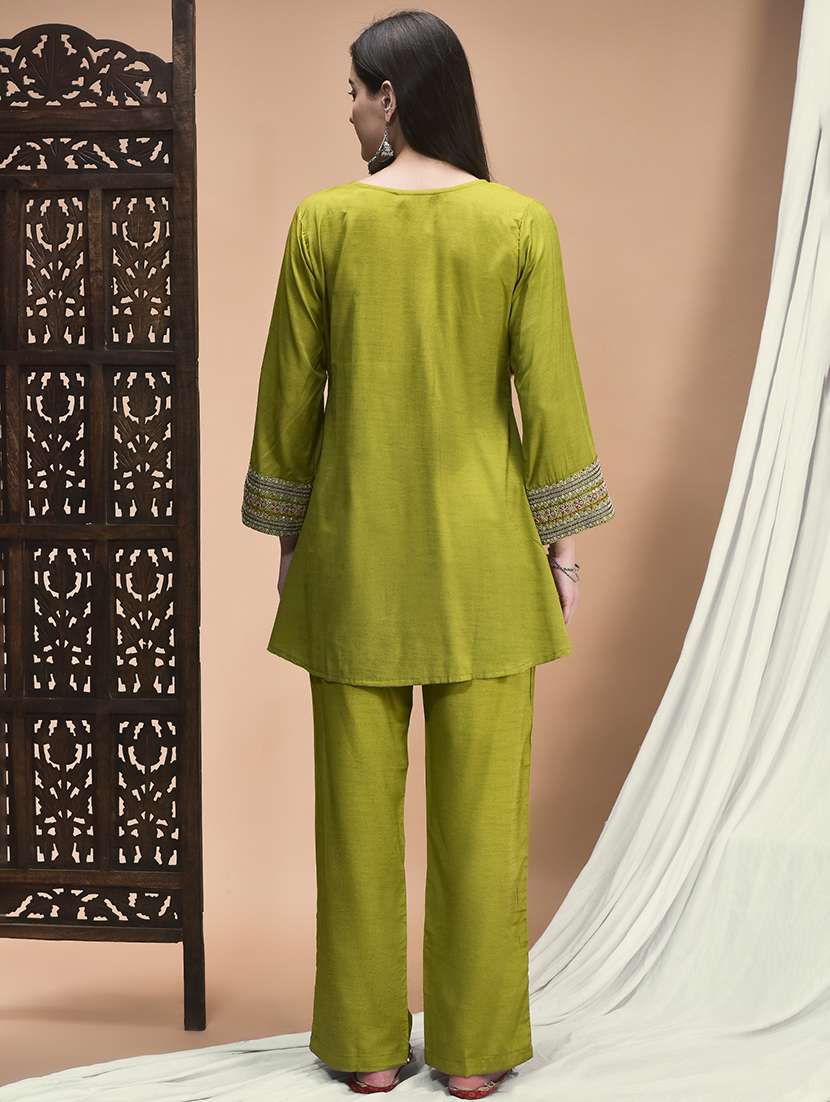 women embroidered long sleeve regular fit ethnic co-ord set - 22161023 - Standard Image - 3