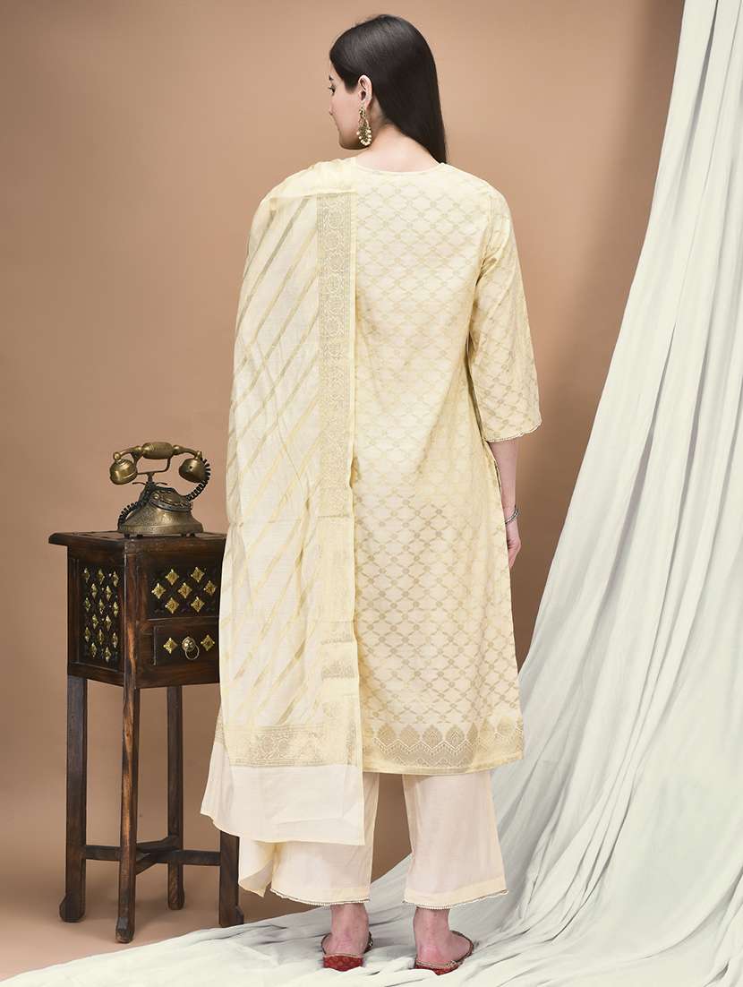 women self design three quarter sleeve kurta pant with dupatta set - 22161051 -  Standard Image - 3