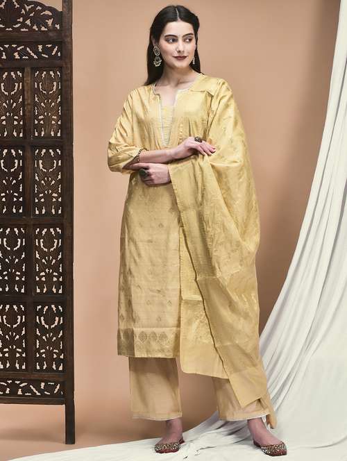women self design three quarter sleeve kurta pant with dupatta set - 22161052 -  Standard Image - 0