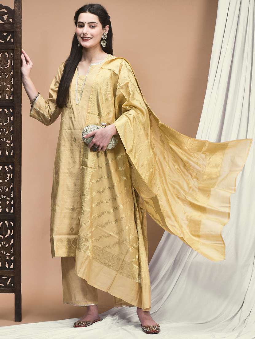 women self design three quarter sleeve kurta pant with dupatta set - 22161052 -  Standard Image - 5