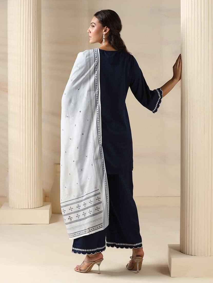 women embroidered three quarter sleeve kurta palazzo with dupatta set - 22161060 -  Standard Image - 3