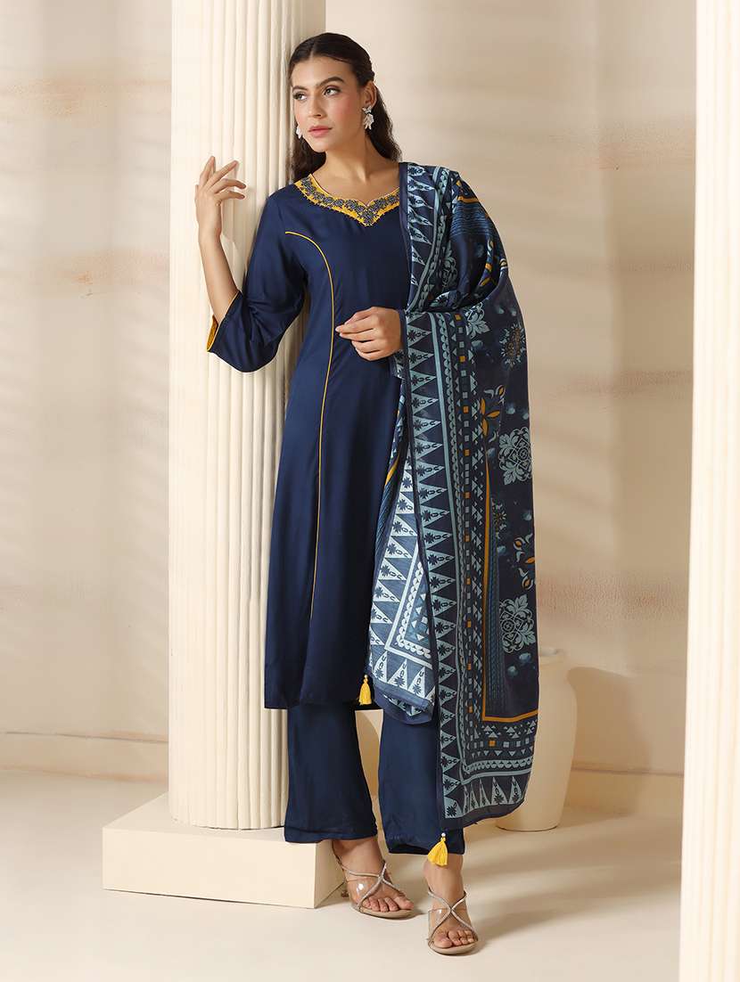 women embroidered three quarter sleeve kurta pant with dupatta set - 22161084 -  Standard Image - 5