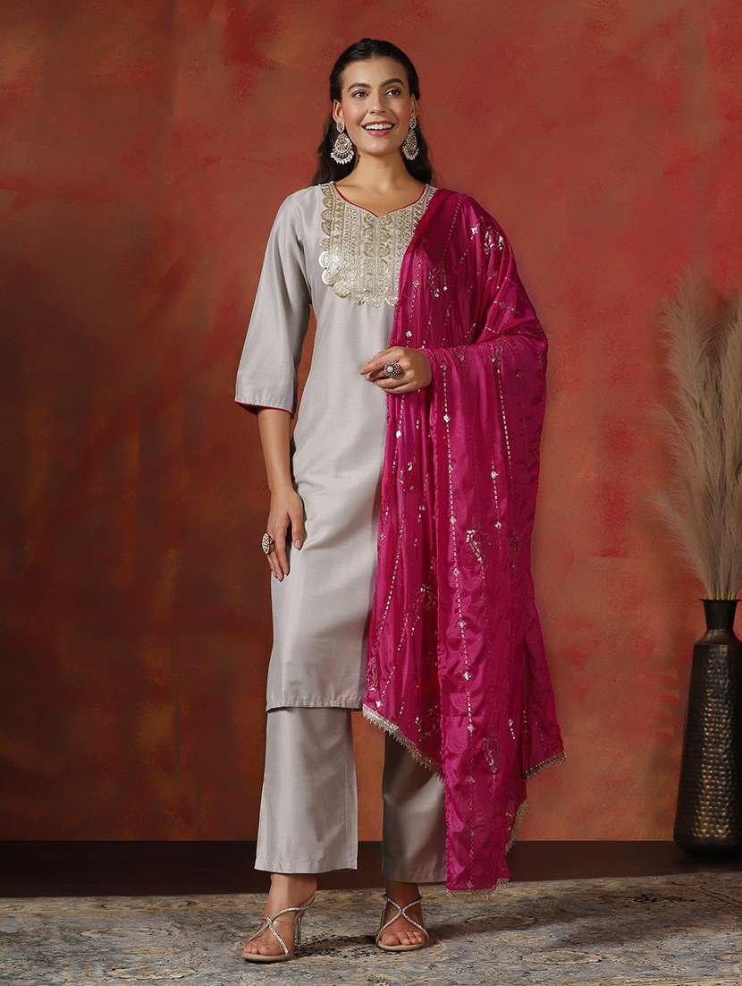women embroidered three quarter sleeve kurta pant with dupatta set
