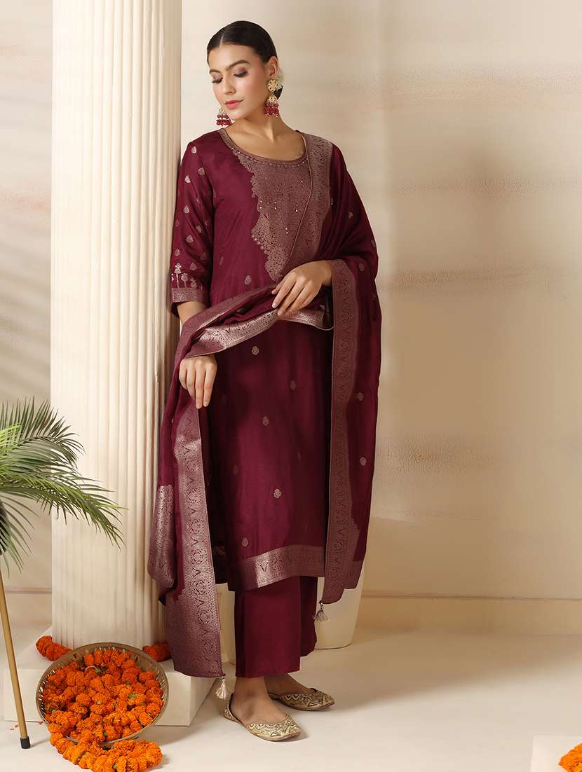 women self design three quarter sleeve kurta pant with dupatta set - 22161092 -  Standard Image - 5