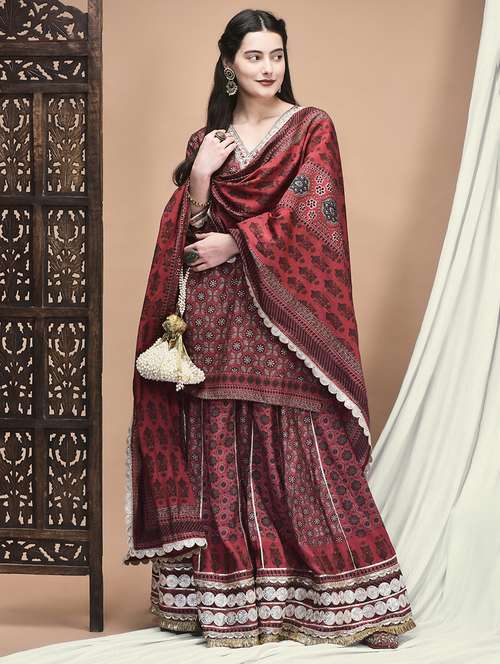 women printed three quarter sleeve kurta skirt with dupatta set - 22161093 -  Standard Image - 0