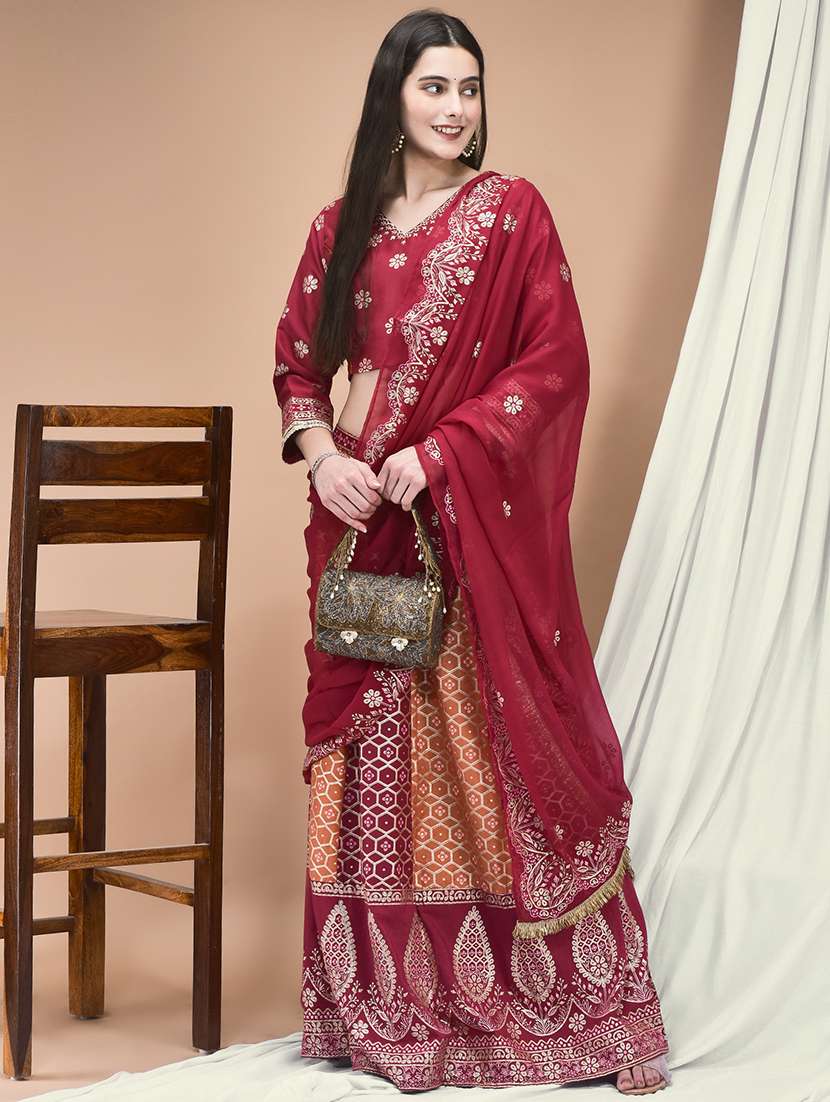women printed with embroidery lehenga and choli with dupatta - 22161094 -  Standard Image - 5