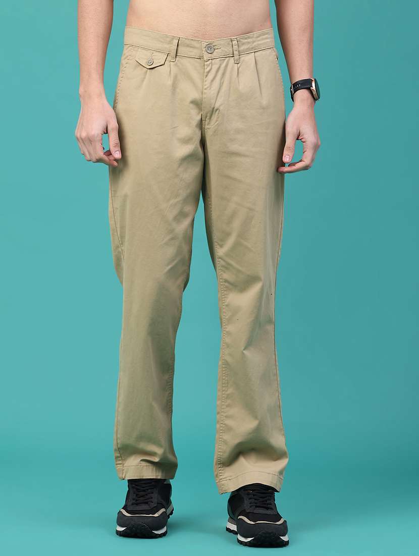 men solid mid rise pleated casual trouser