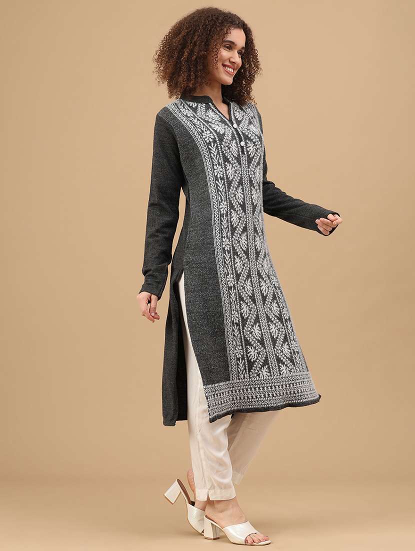 women self design long sleeve woolen kurta - 22161489 -  Standard Image - 3