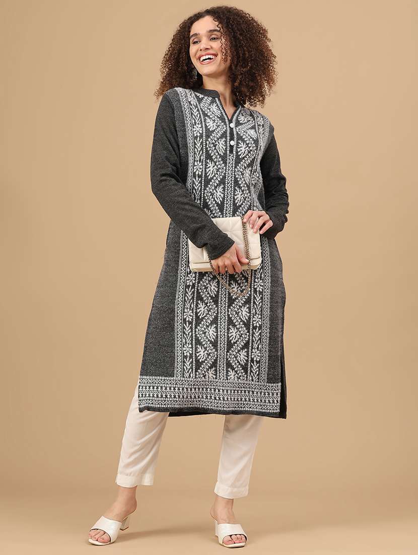 women self design long sleeve woolen kurta - 22161489 -  Standard Image - 5