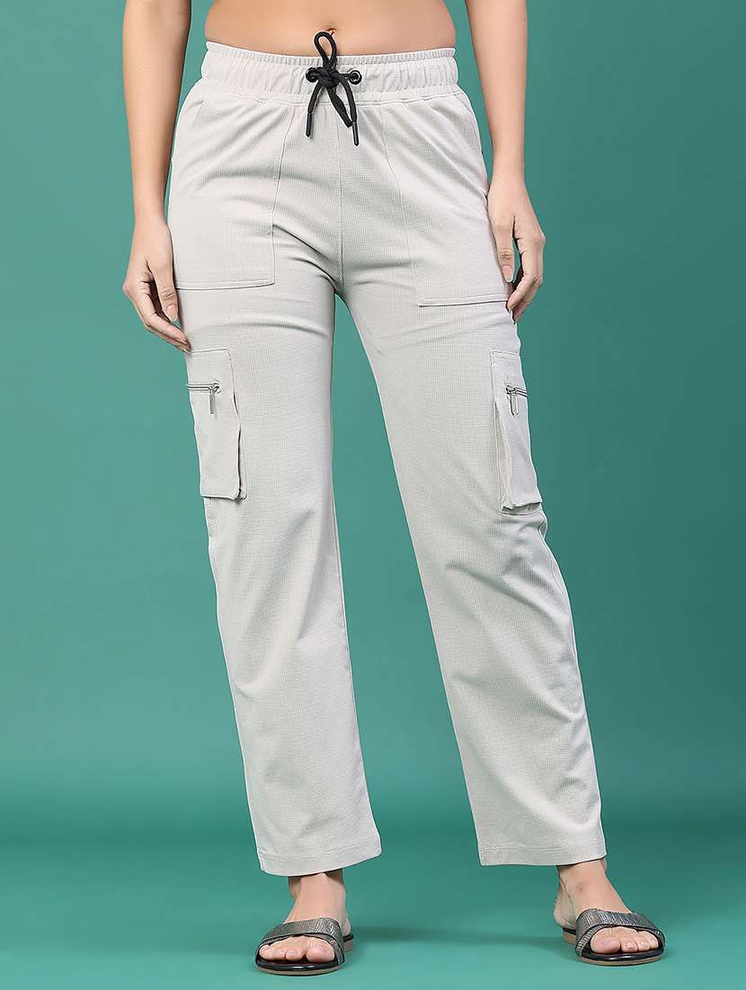 women solid mid rise cargo