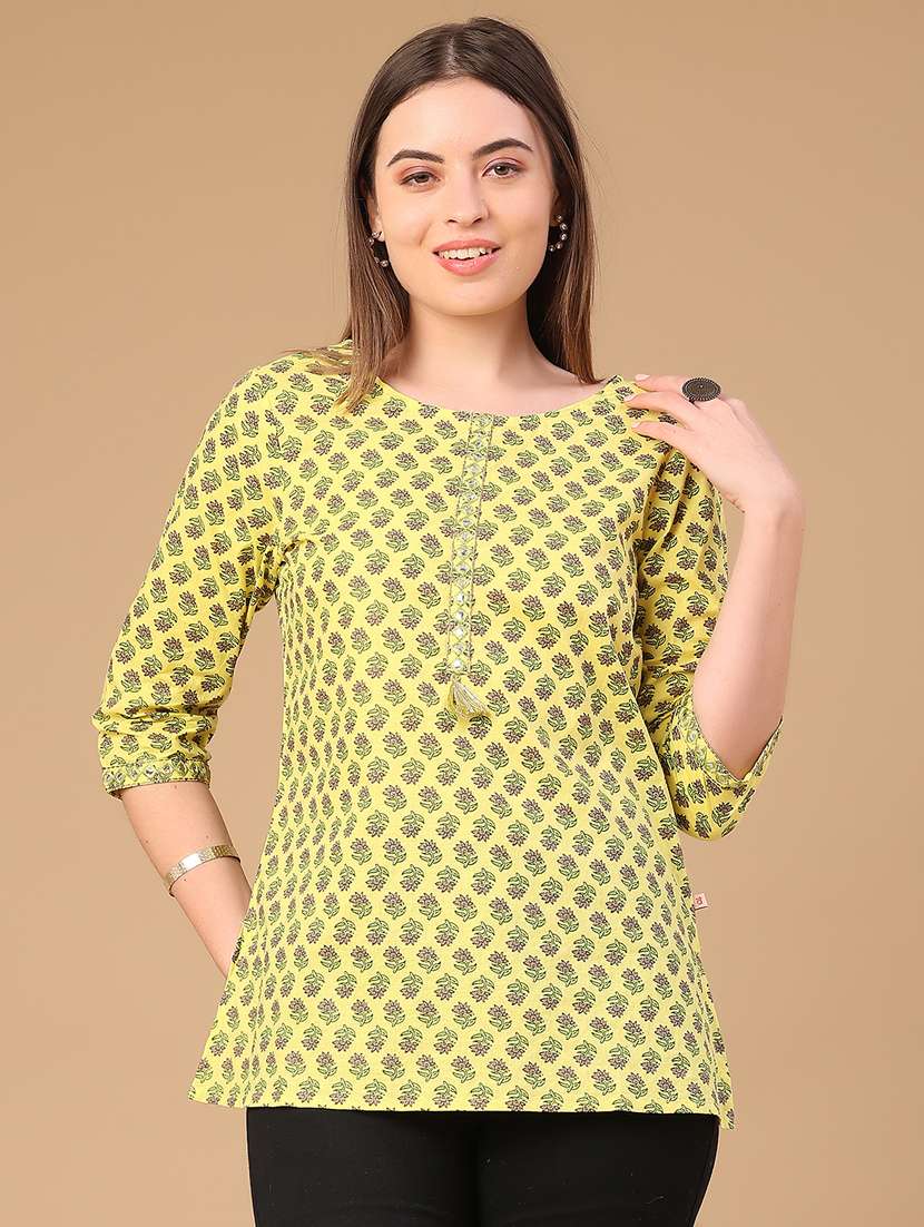 women floral printed three quarter sleeve straight kurti