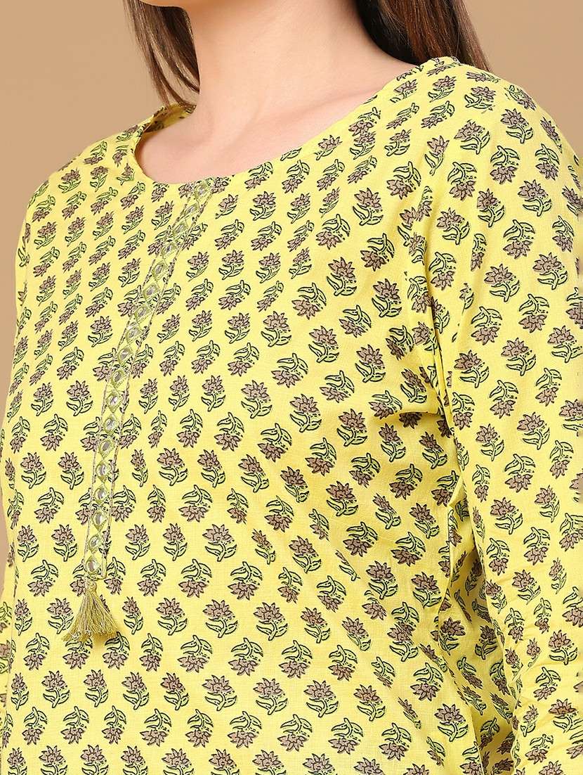women floral printed three quarter sleeve straight kurti - 22161930 -  Standard Image - 5