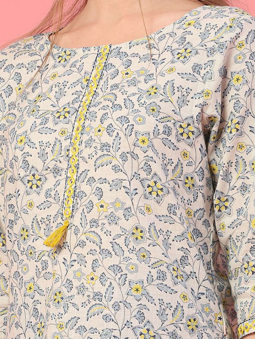 women floral printed three quarter sleeve straight kurti - 22161931 -  Standard Image - 5