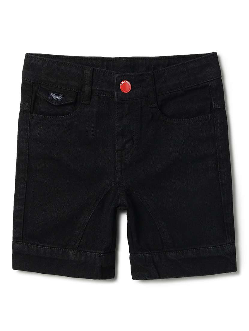 boys solid mid rise shorts