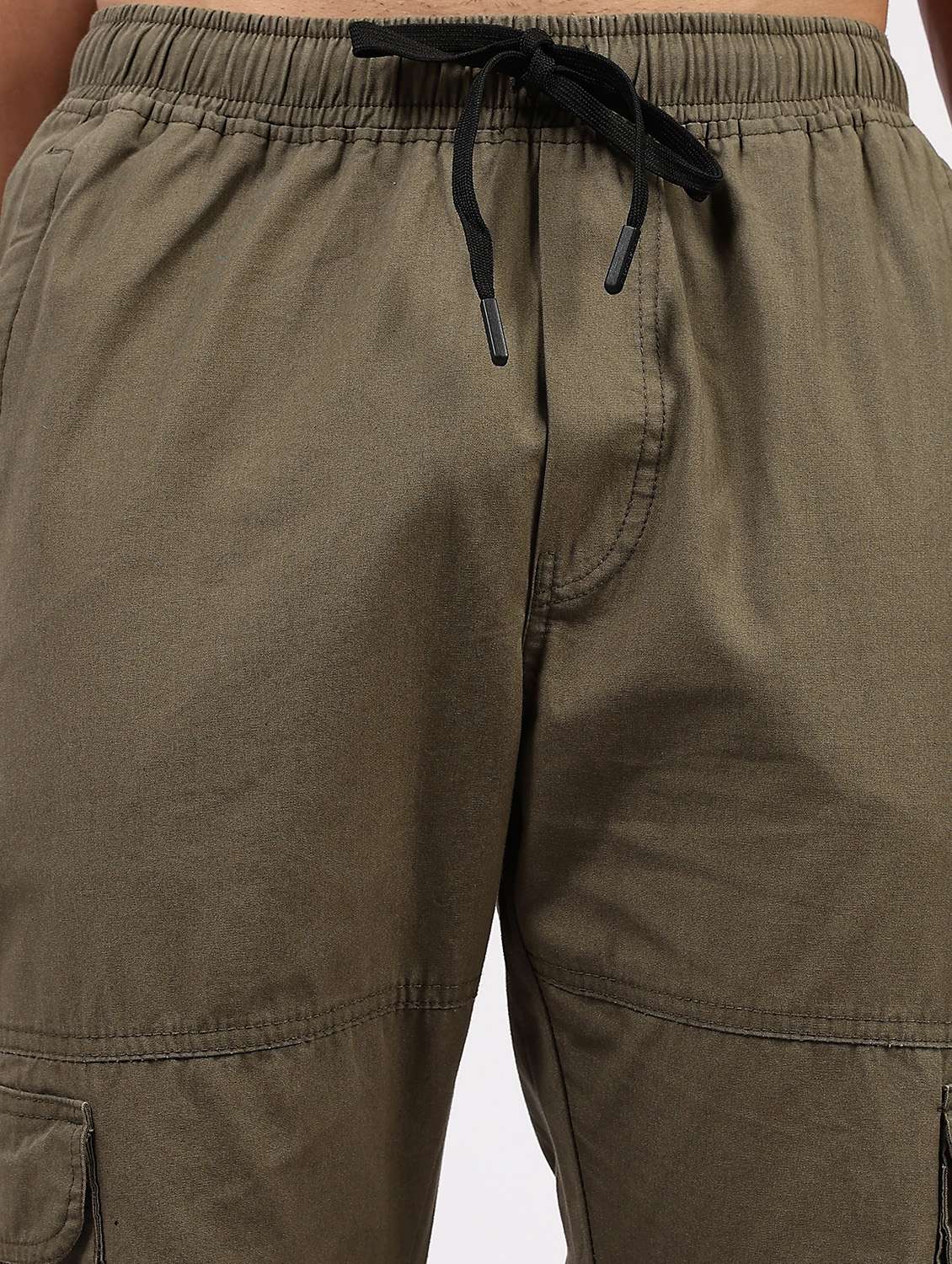 men solid mid rise regular fit cargo jogger - 22162554 -  Standard Image - 5