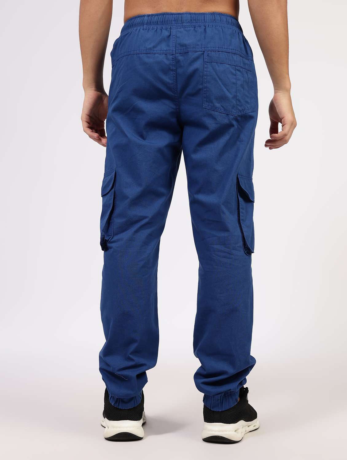 men solid mid rise regular fit cargo jogger - 22162555 -  Standard Image - 3