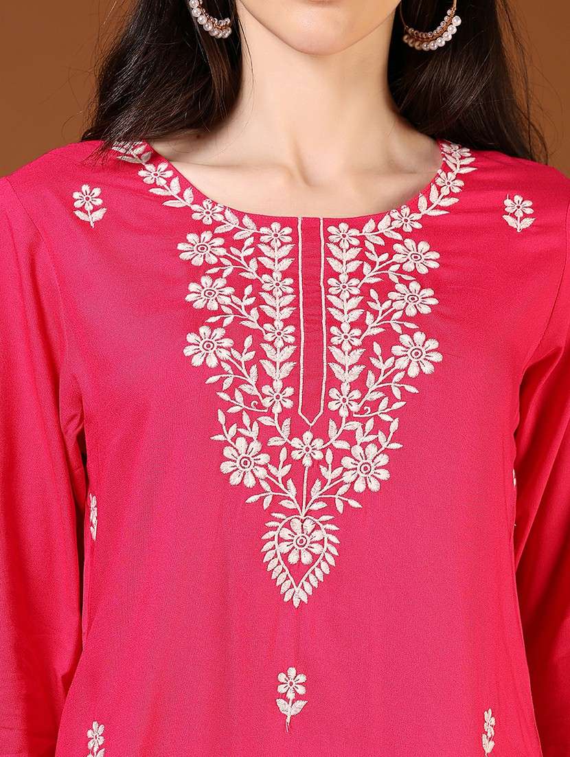 women solid with work three quarter sleeve straight kurta - 22162931 -  Standard Image - 5