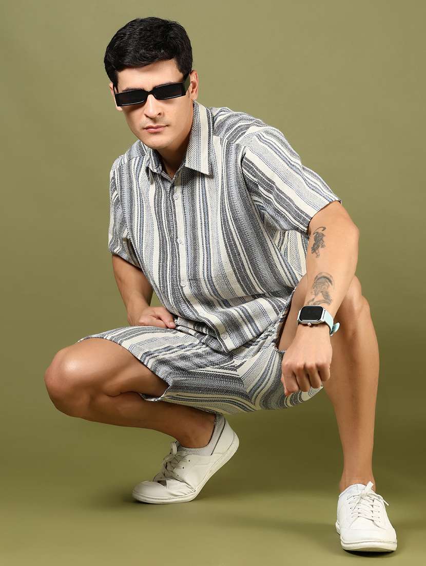 men striped mid rise regular fit shorts - 22163266 -  Standard Image - 3