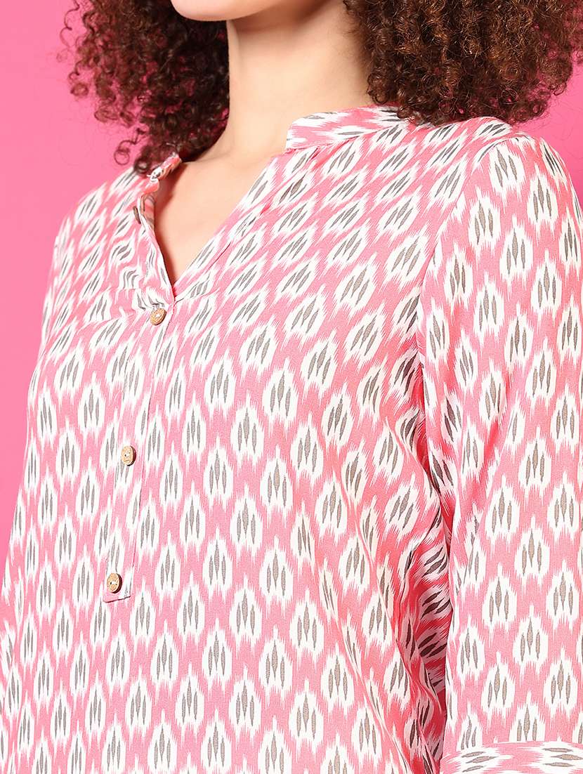 women ikat printed three quarter sleeve straight kurta - 22163293 -  Standard Image - 5