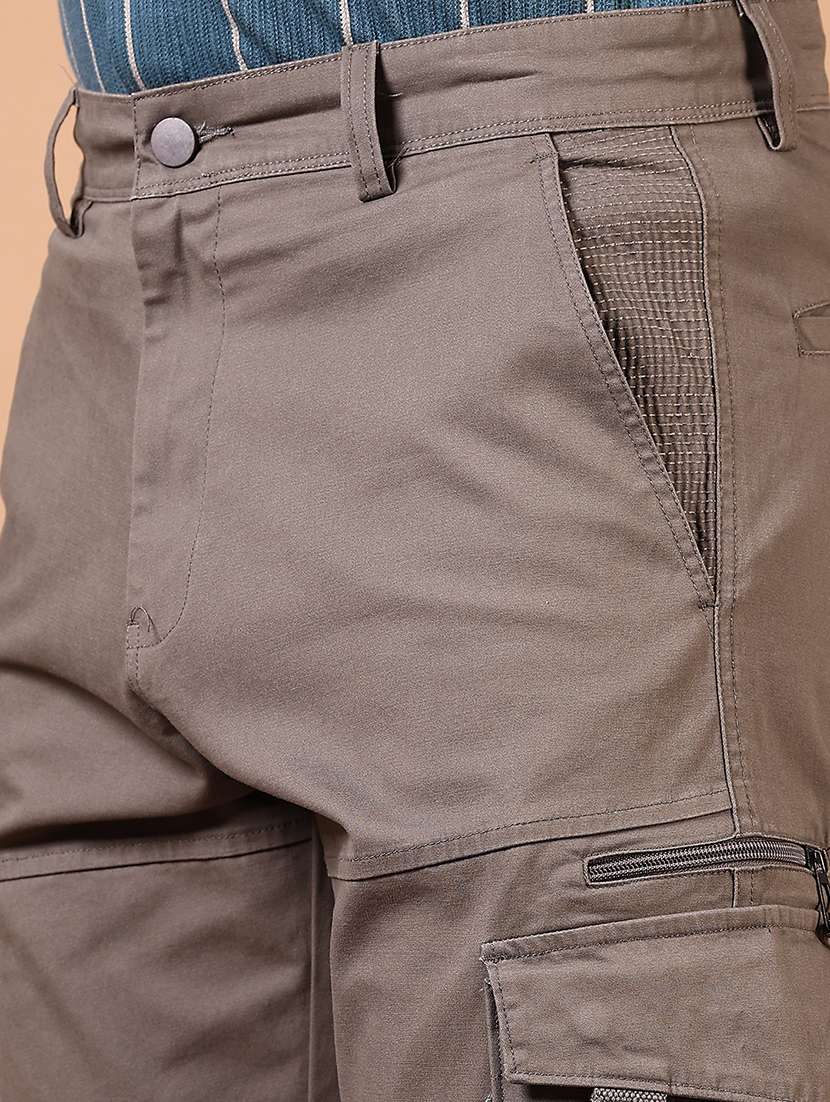 men solid mid rise cargo - 22163413 -  Standard Image - 5