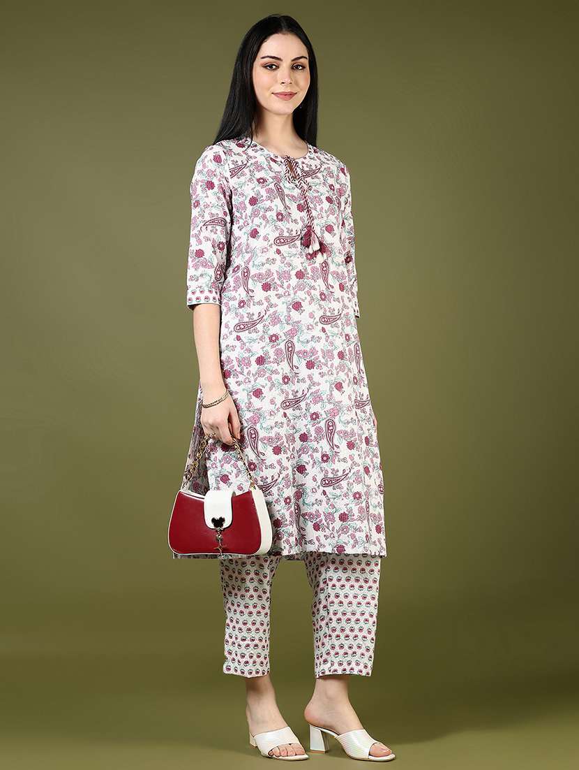 women floral printed three quarter sleeve kurta pant set