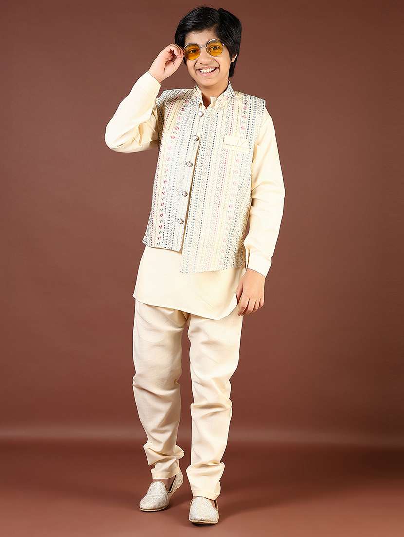 boys embroidered kurta and pyjama set with jacket