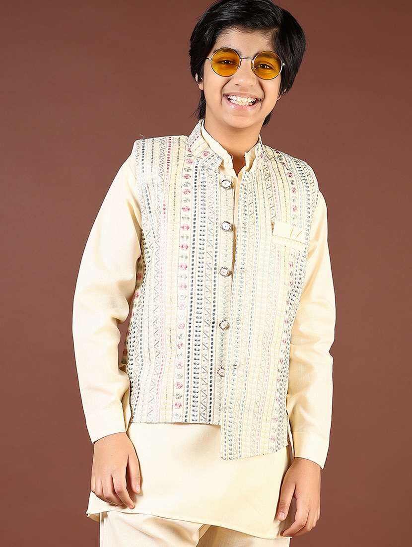 boys embroidered kurta and pyjama set with jacket - 22163787 -  Standard Image - 3