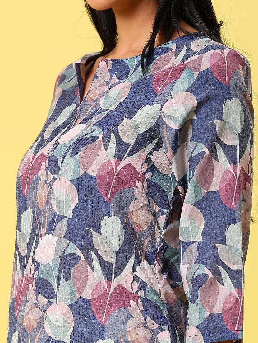 women printed three quarter sleeve straight kurta - 22163793 -  Standard Image - 5