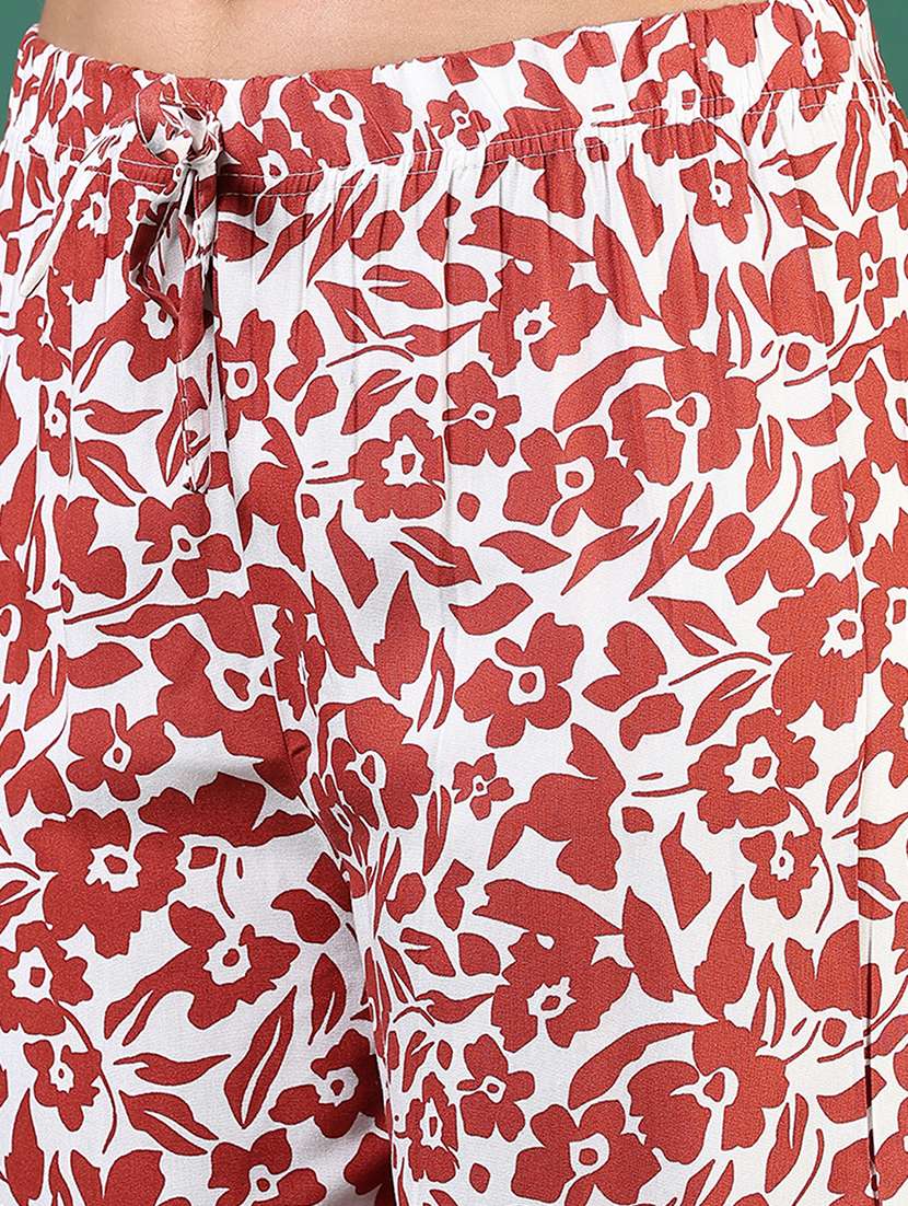 women printed mid rise relaxed fit capri - 22163899 -  Standard Image - 5