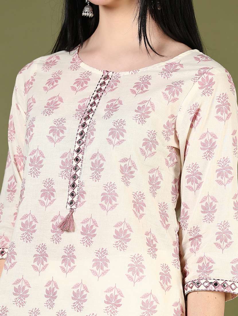women floral printed three quarter sleeve straight kurti - 22164054 -  Standard Image - 5