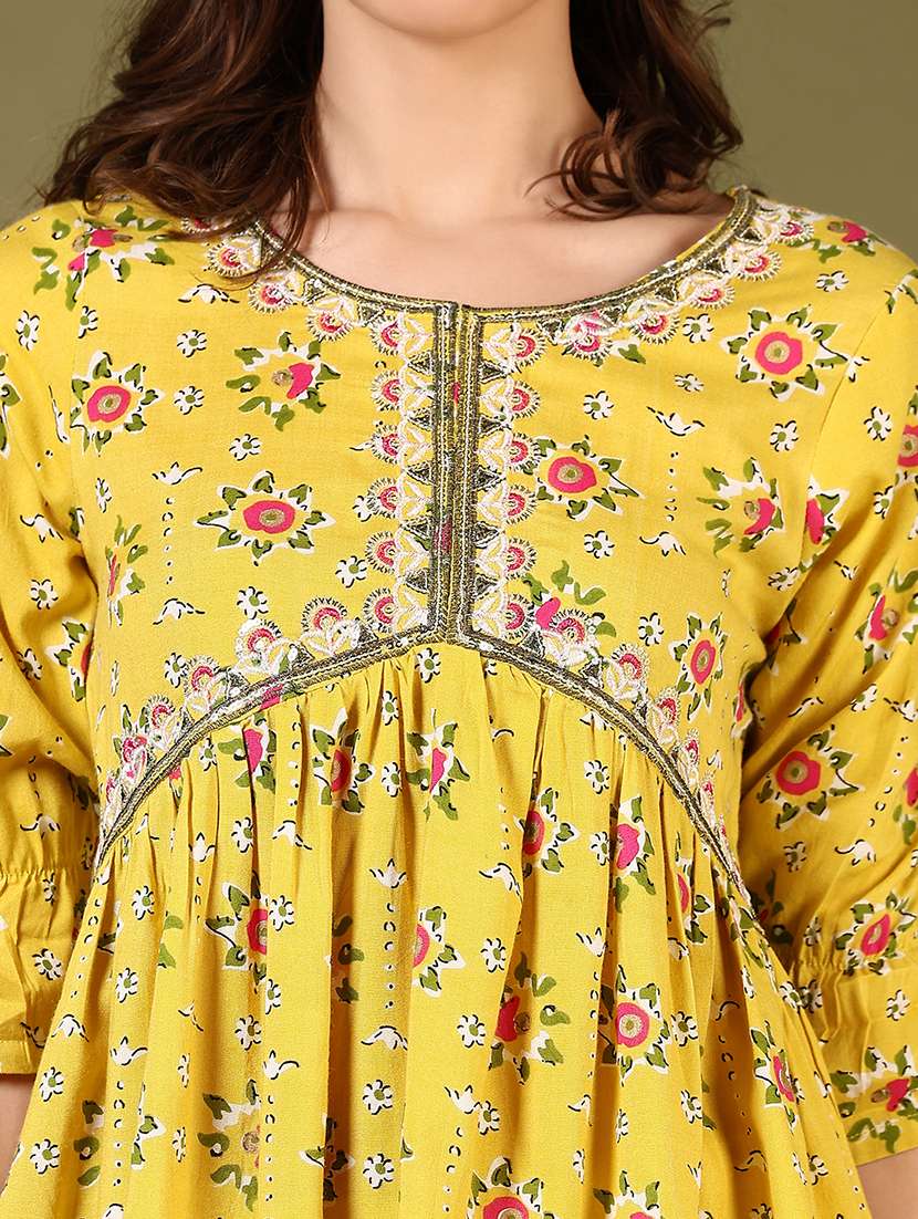 women floral printed three quarter sleeve flared kurti - 22164205 -  Standard Image - 5