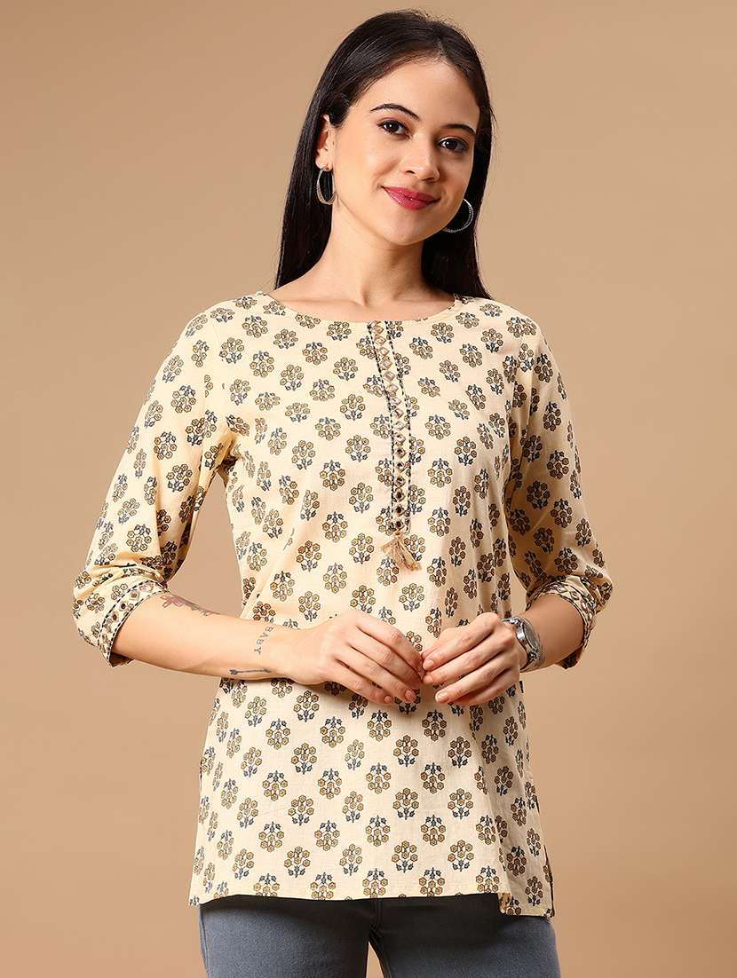 women floral printed three quarter sleeve straight kurti