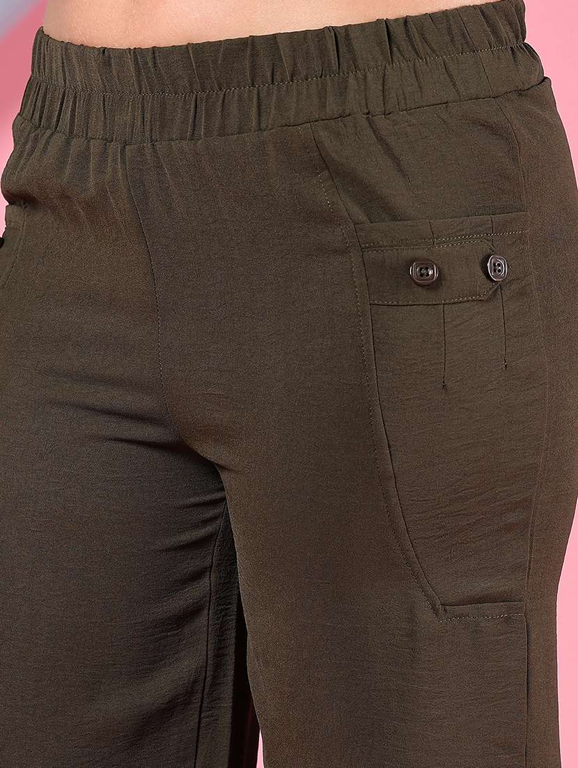 women solid mid rise regular fit capri - 22164463 -  Standard Image - 5