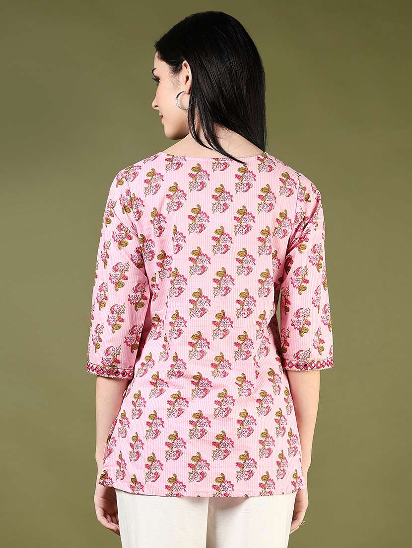 women floral printed three quarter sleeve straight kurti - 22164478 -  Standard Image - 3