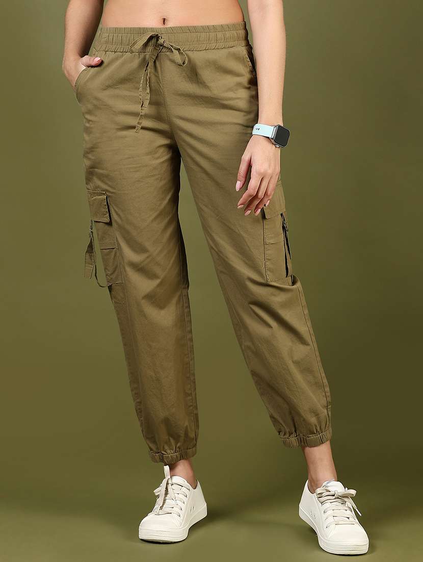 women solid mid rise regular fit jogger