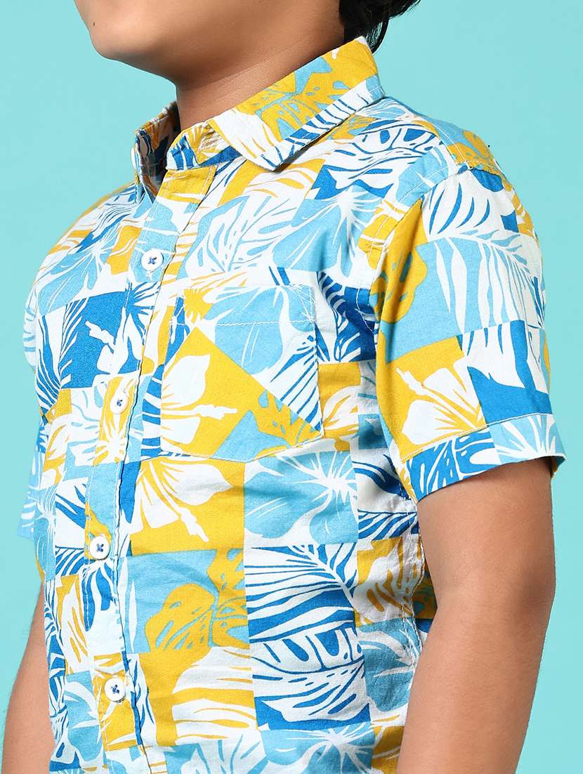 boys printed short sleeve collared shirt - 22164653 -  Standard Image - 5