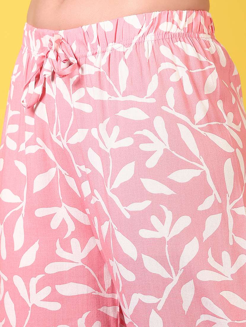 women printed mid rise relaxed fit capri - 22165292 -  Standard Image - 5