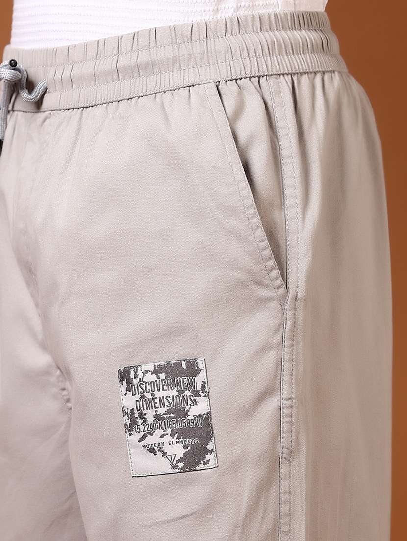 men solid mid rise regular fit cargo - 22165651 -  Standard Image - 5