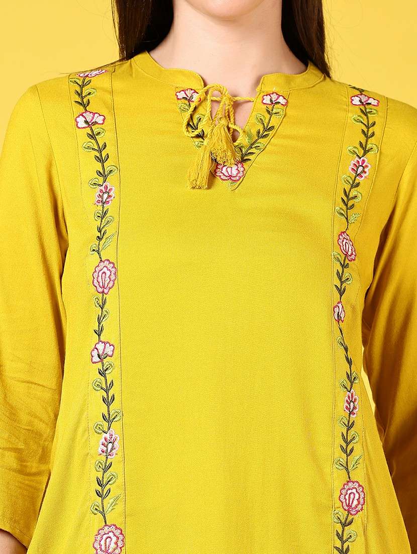 women solid with work three quarter sleeve straight kurti - 22166022 -  Standard Image - 5