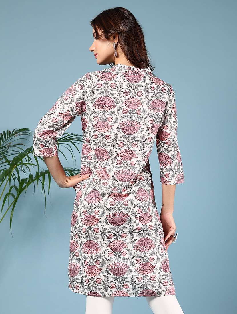 women floral printed three quarter sleeve straight kurta - 22166545 -  Standard Image - 3